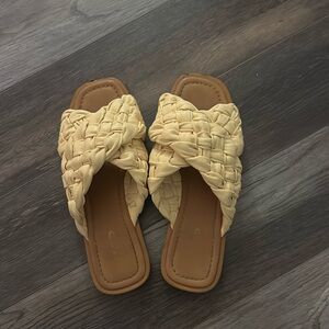 Aldo light yellow sandals